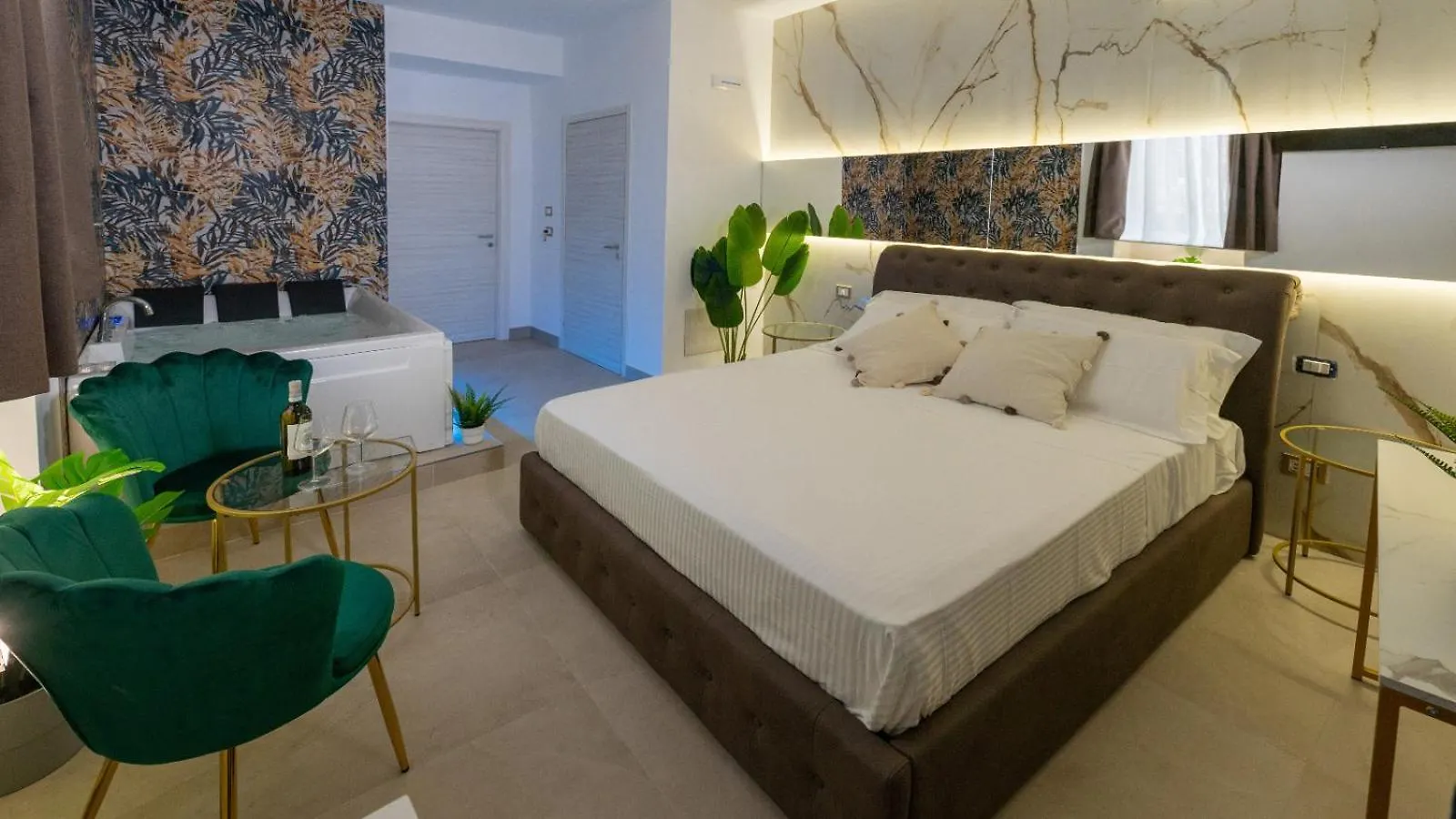 Mazzini Luxury Jacuzzy Suite Katánie 0*,  Itálie
