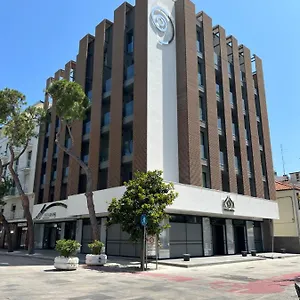 https://ceccarini-9.emilia-romagnahotels.net
